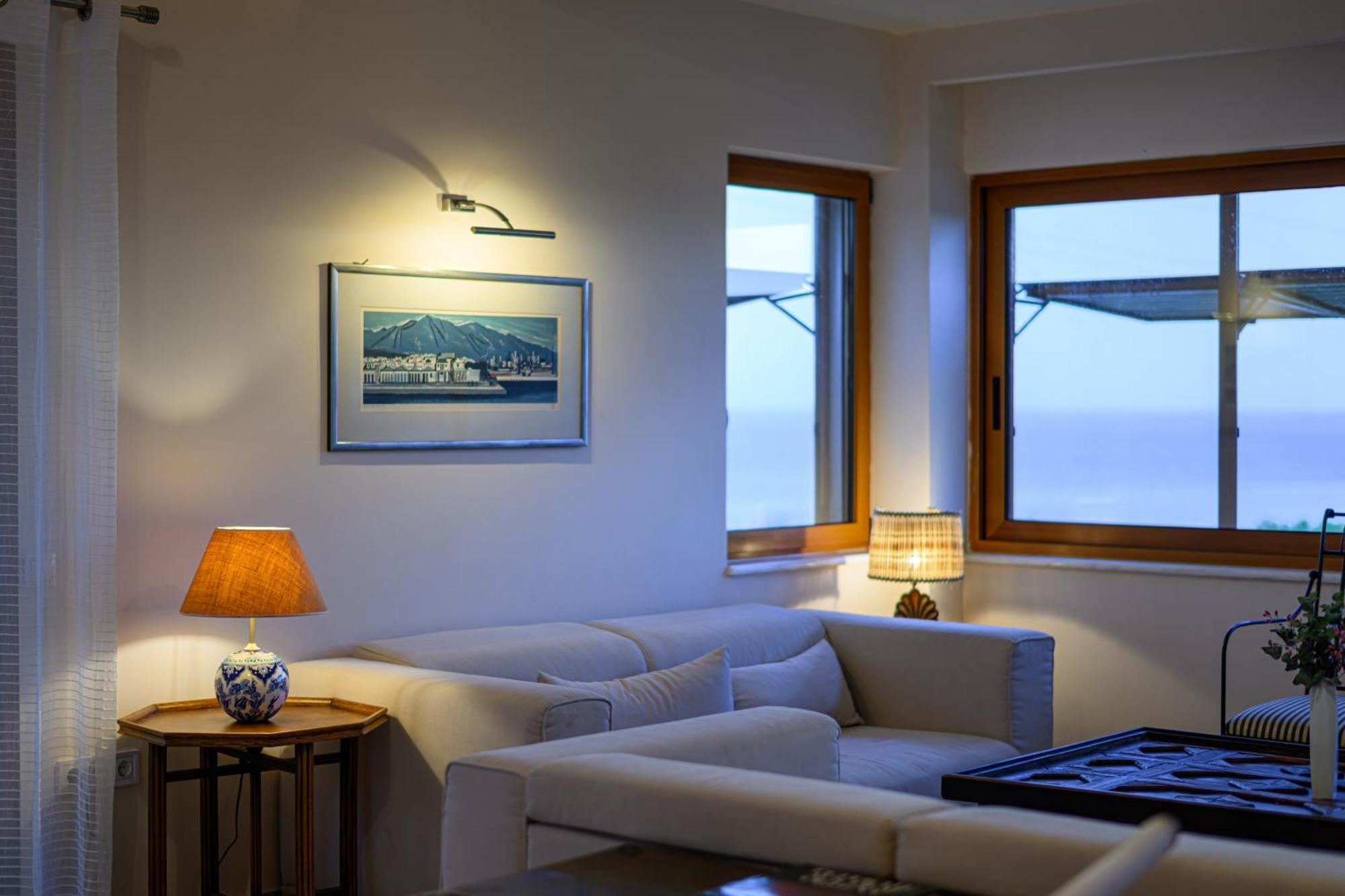 Mani Tower Villa Akrogiali ภายนอก รูปภาพ