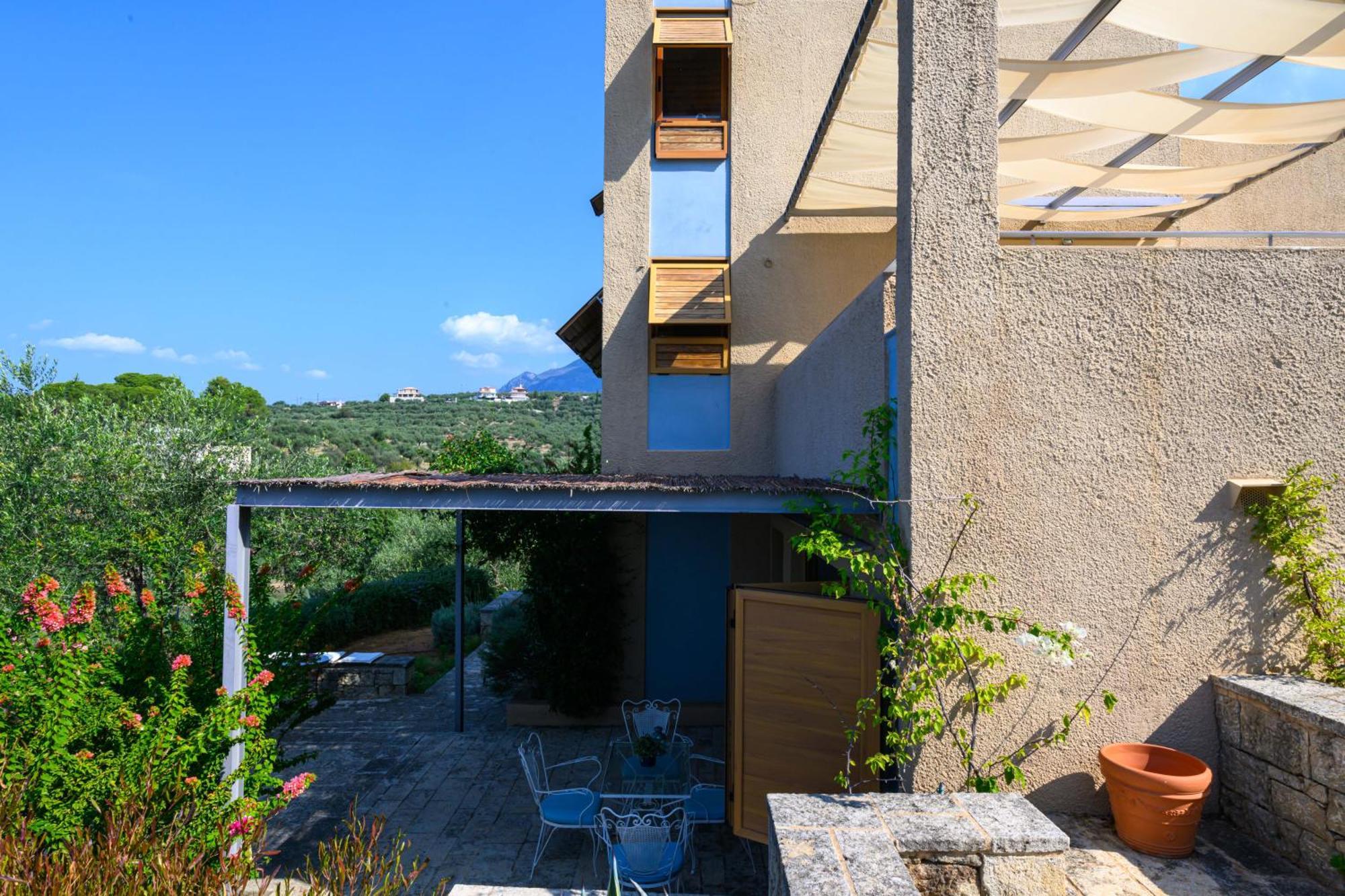 Mani Tower Villa Akrogiali ภายนอก รูปภาพ