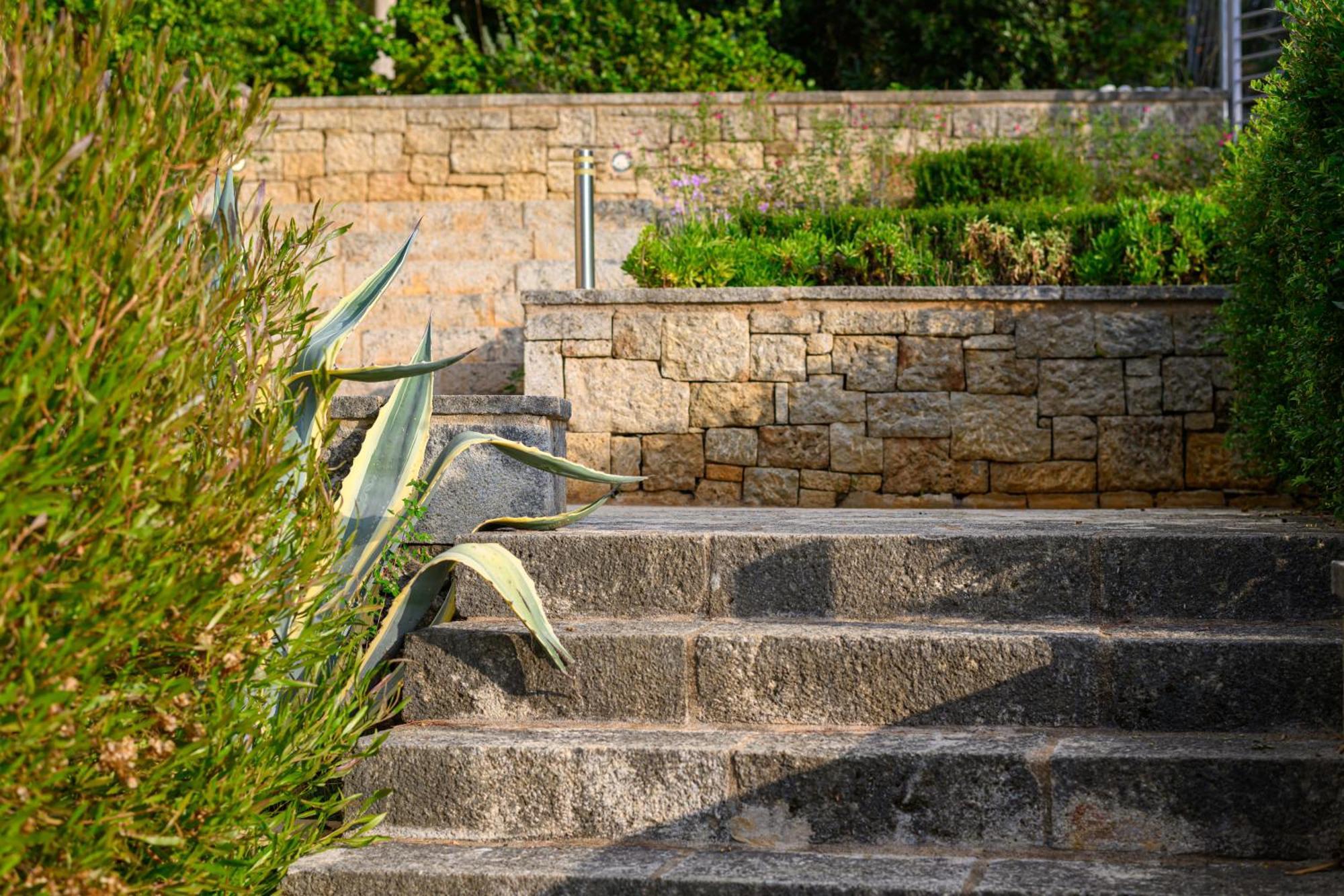 Mani Tower Villa Akrogiali ภายนอก รูปภาพ